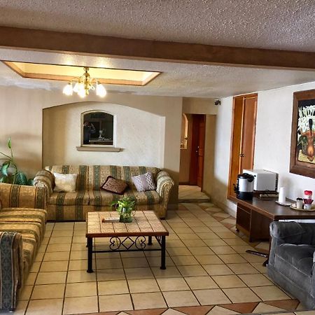 Hotel Impala Juárez Exteriör bild