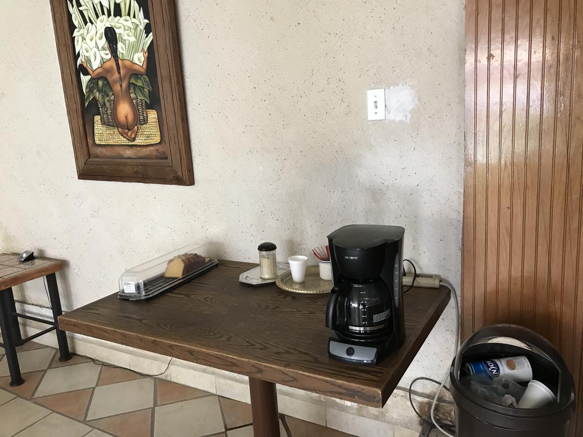Hotel Impala Juárez Exteriör bild